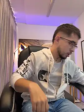 Tommas_Jhonson 在線直播表演