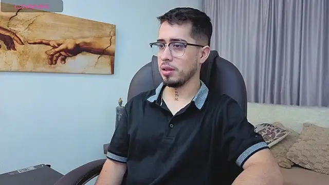 Tommas_Jhonson webkamerás műsora