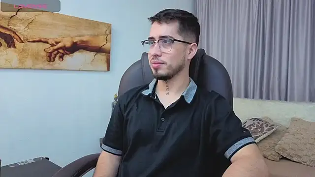 Tommas_Jhonson Pertunjukan Webcam