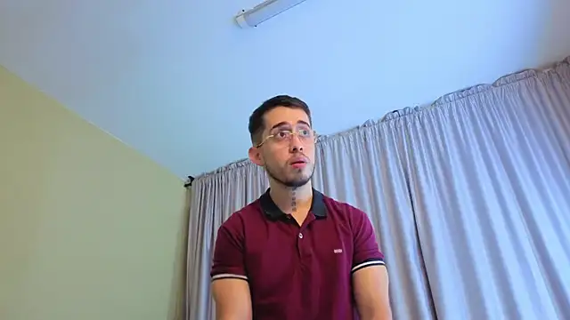 Tommas_Jhonson Webcamshow