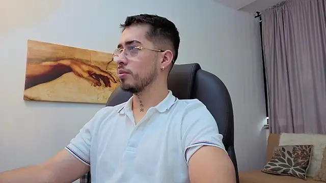 Tommas_Jhonson Pertunjukan Webcam