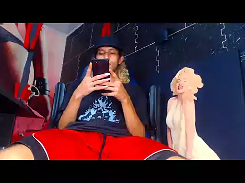 dylan_desire Show Webcam