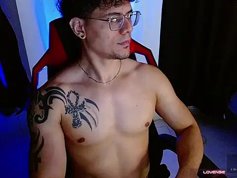 Logan0626 webkamerás műsora