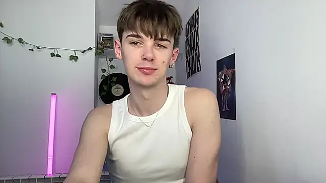 YourMilkyGuy Show Webcam