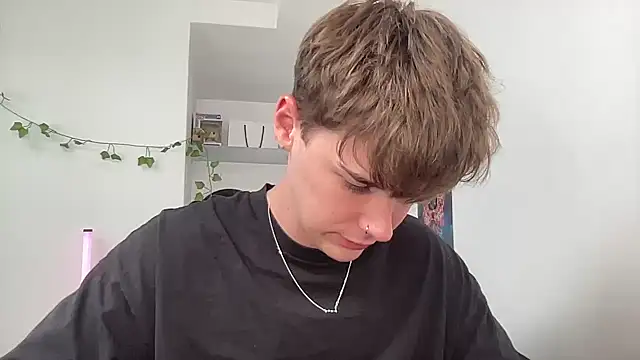 YourMilkyGuy Webcam-Show