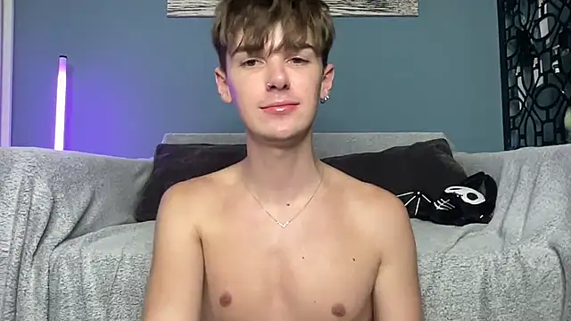 YourMilkyGuy Show Webcam