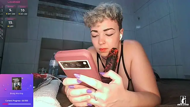 kittyfitty29 Live XXX-Chat