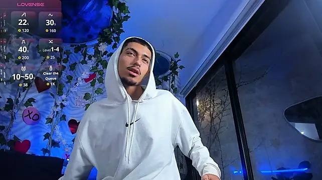 ItsZairen Шоу с уебкамера