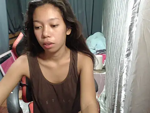 ห้องแชทสดของ urgirlyflor