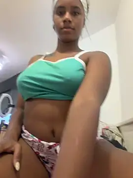 Chat +18 de cataleya201901 ao vivo