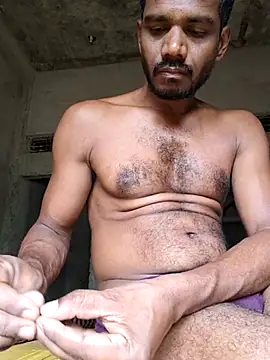 Daddyishere_19's Webcam Show