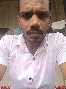 Daddyishere_19's Webcam Show