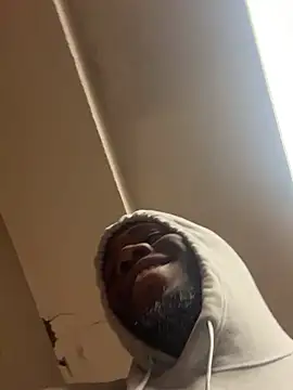 pussyeater_-'s Live Chat Room