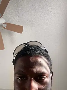 pussyeater_- Show Webcam