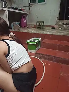 aiai220 Webcam show