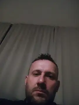 defaktor 网络视讯表演