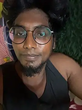 Вебкам-шоу chennai_sexyboy