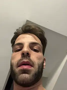 Roberto081www Webcam Show