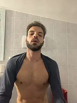 Roberto081www Webcam show