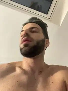 Roberto081www Adlı Modelin Web Kamerası Şovu