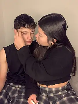 Damn__Love Pertunjukan Webcam