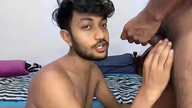 DesiDaddyandSon Show in webcam