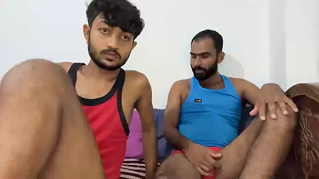 DesiDaddyandSon Adlı Modelin Web Kamerası Şovu