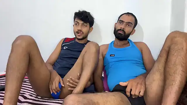 Show de DesiDaddyandSon na webcam
