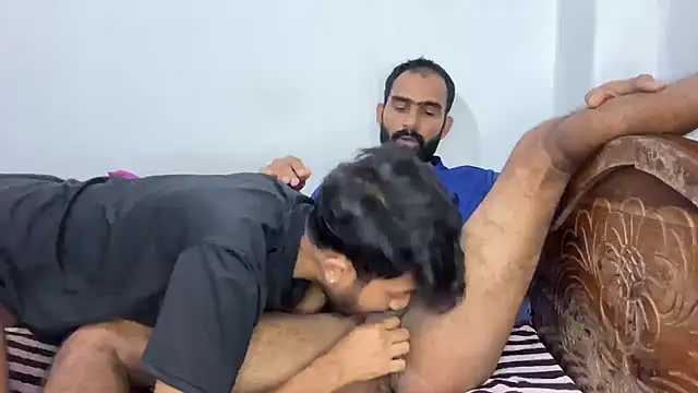 DesiDaddyandSon's Webcam Show