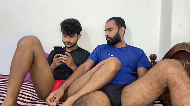 Webkamerová show DesiDaddyandSon