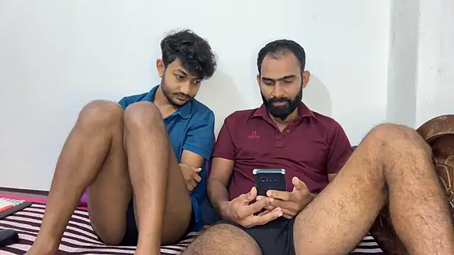 DesiDaddyandSon Show in webcam