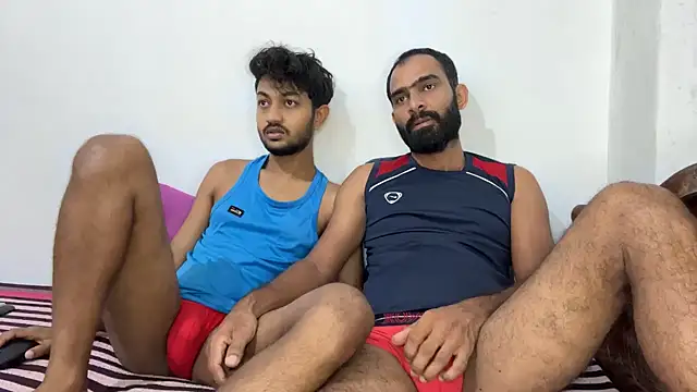 DesiDaddyandSon Show in webcam