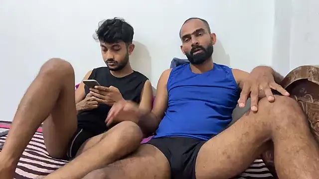 DesiDaddyandSonn Webbikameraesitys
