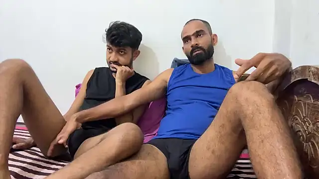 Show de DesiDaddyandSon na webcam