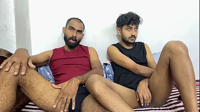 DesiDaddyandSon Show in webcam