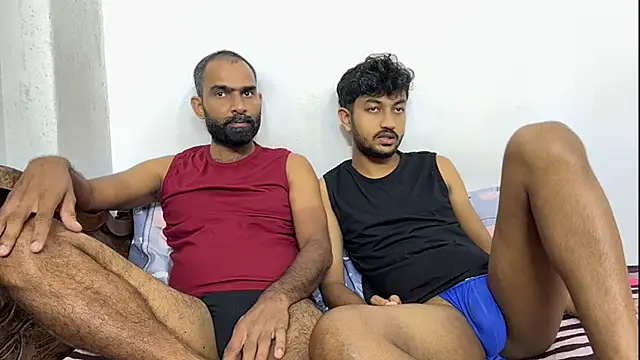 DesiDaddyandSon 网络视讯表演