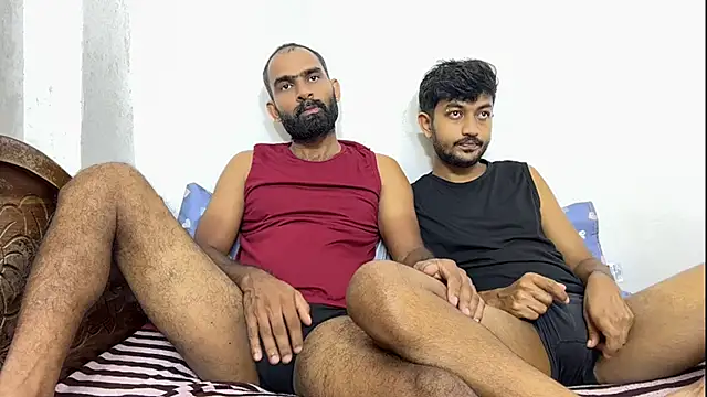 DesiDaddyandSon Show in webcam