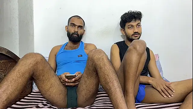 DesiDaddyandSon 网络视讯表演