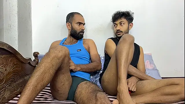 Show de DesiDaddyandSon na webcam