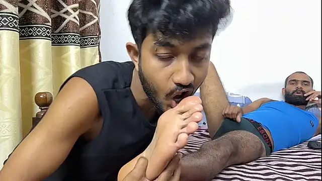 عرض كام DesiDaddyandSon