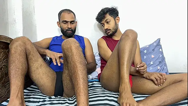 DesiDaddyandSonのウェブカメラショー