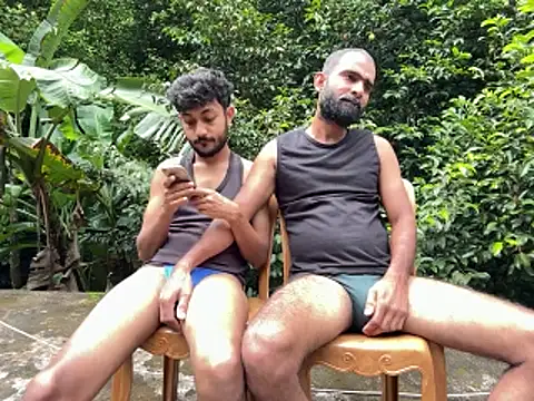 DesiDaddyandSon Show in webcam