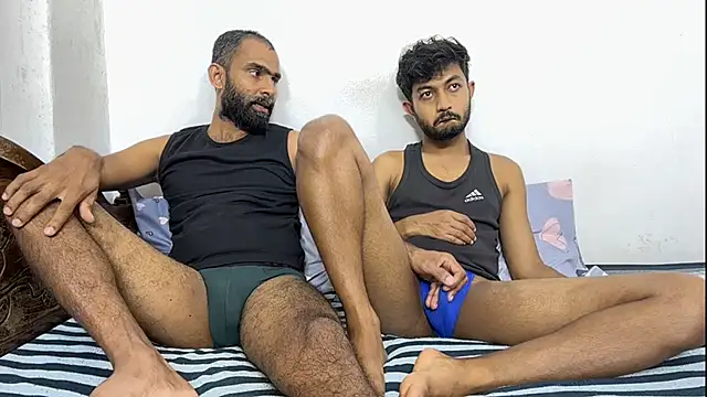 DesiDaddyandSon Show in webcam