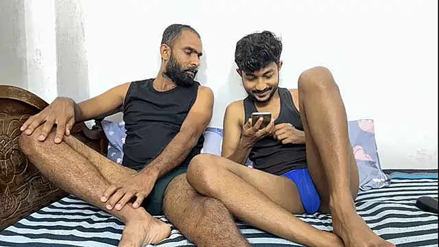 DesiDaddyandSon's Webcam Show