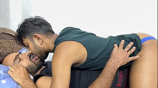 DesiDaddyandSon 웹캠 쇼