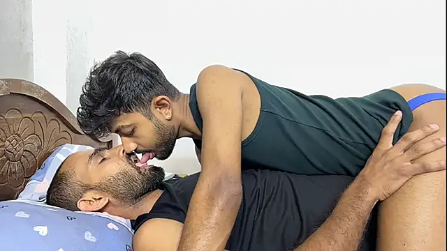 عرض كام DesiDaddyandSon