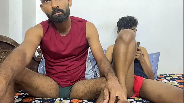 DesiDaddyandSon webcam show
