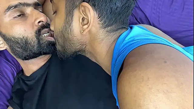 DesiDaddyandSon – Kamerová šou