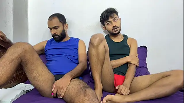 Show modela DesiDaddyandSon na web-kameri
