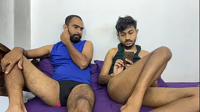 Show de webcam de DesiDaddyandSon